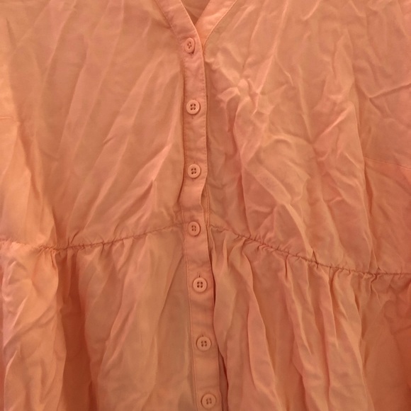 Torrid Peach Ruched Sleeve Button Babydoll Top - 0 - Picture 6 of 8
